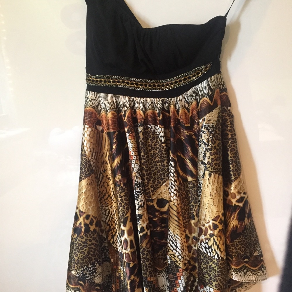 Half shoulder party dress